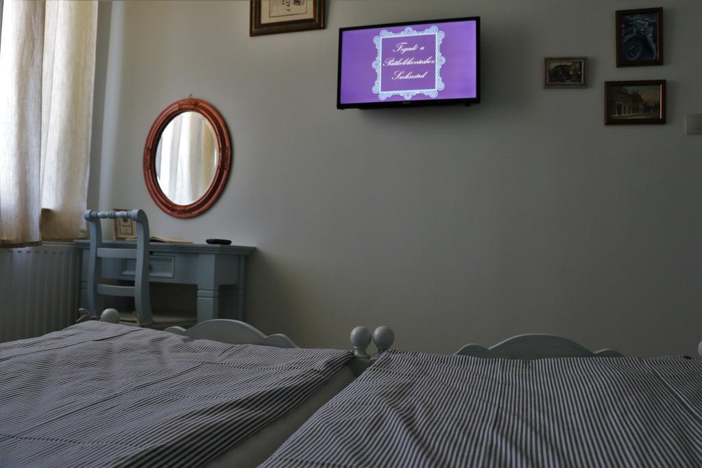 Bed and Breakfast Fogado A Patkolokovacshoz Vendeghaz Сексард Екстер'єр фото